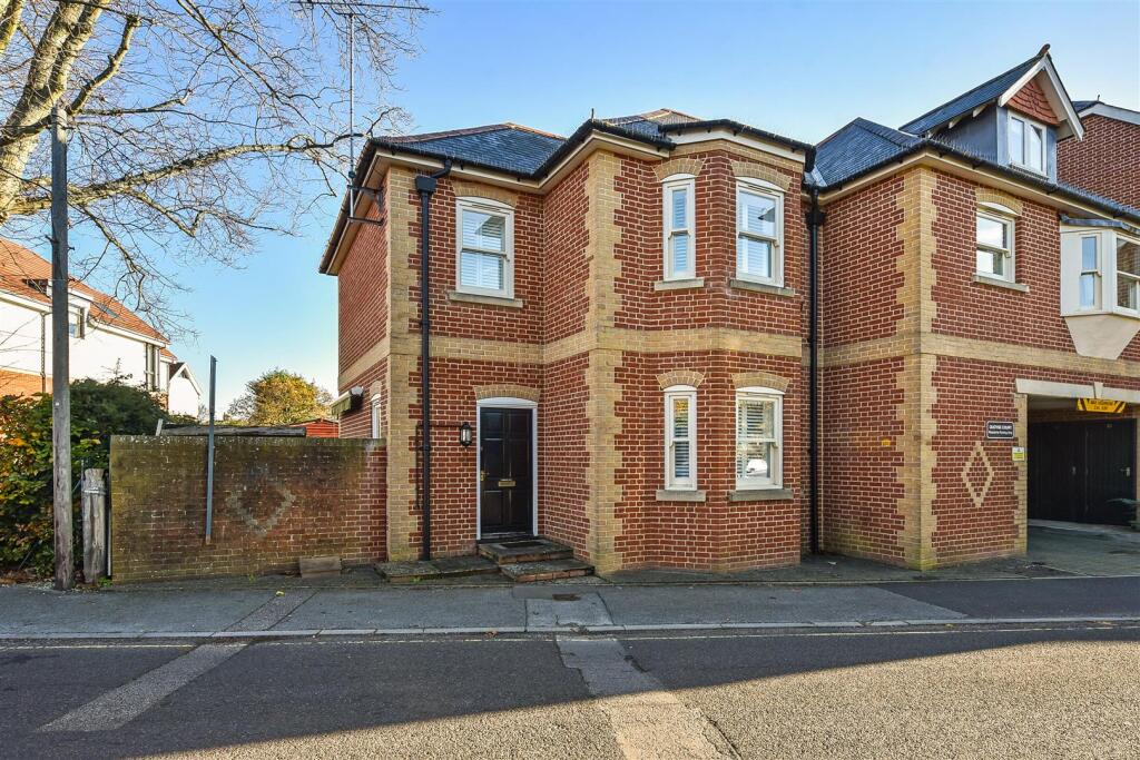 Main image of property: Duttons Road, Romsey Town Centre, Hampshire
