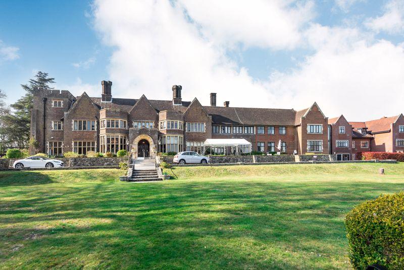 2 bedroom retirement property for sale in Wispers Lane, Haslemere, GU27