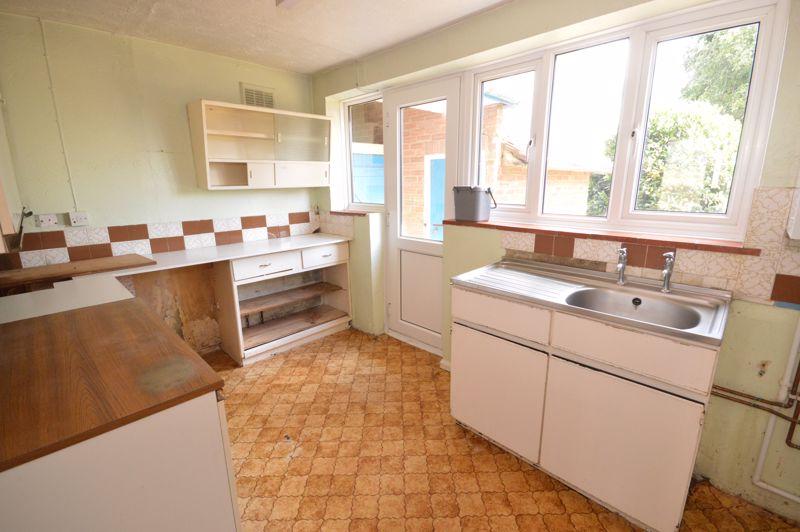 3 bedroom terraced house for sale in Peperham Road, Haslemere, GU27