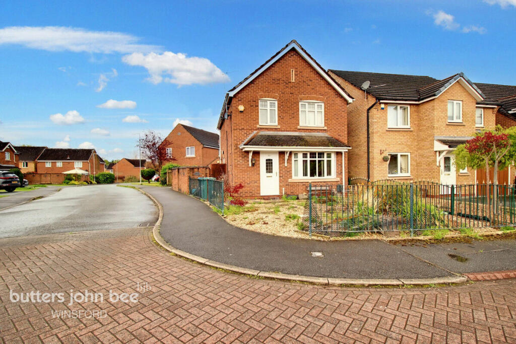 3 bedroom detached house for sale in Hartwell Grove, Winsford, CW7