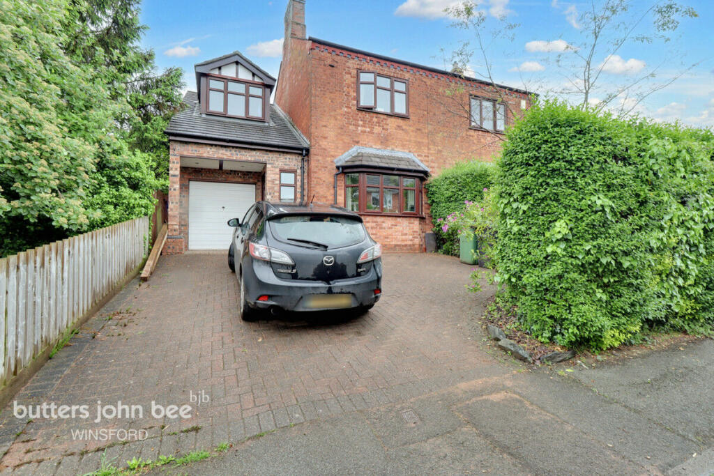4 bedroom semidetached house for sale in Littler Lane, Winsford, CW7