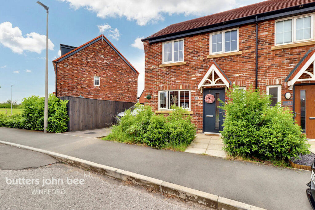 3 bedroom semidetached house for sale in Chillingham Road, Winsford, CW7