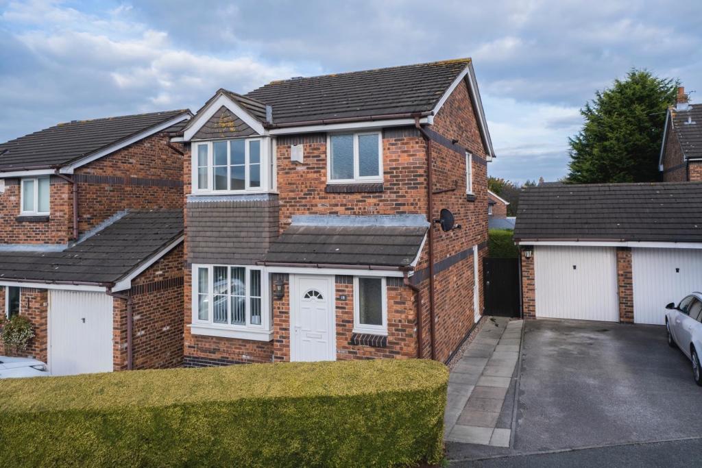 3 bedroom detached house for sale in The Ridgeway, Tarvin, CH3