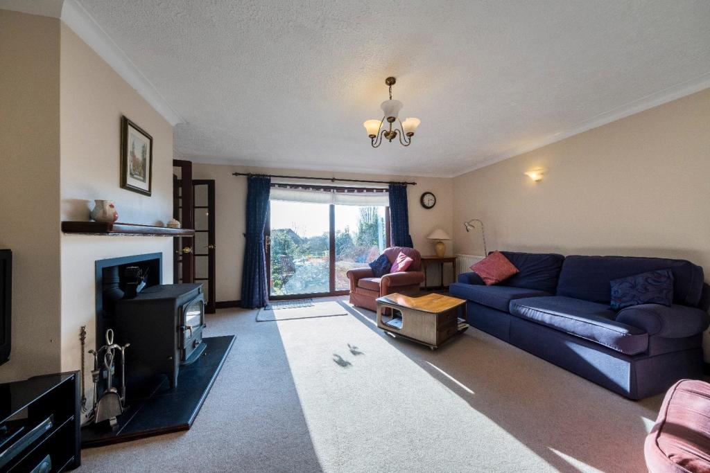 4 bedroom detached house for sale in Chester Road, Kelsall, CW6