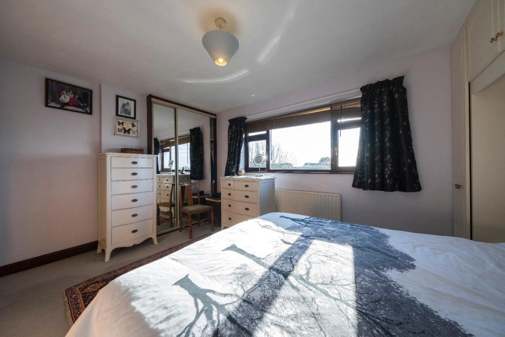 4 bedroom detached house for sale in Chester Road, Kelsall, CW6