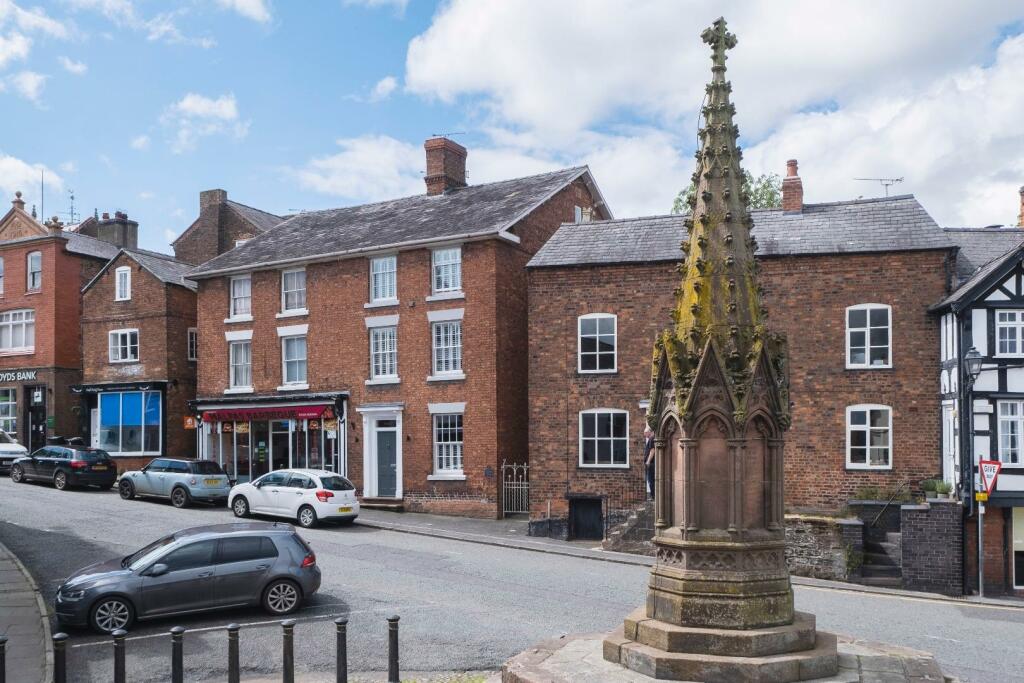 4 bedroom town house for sale in Church Street, Malpas, SY14