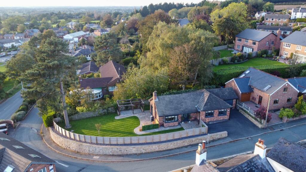 3 bedroom detached bungalow for sale in Old Coach Road, Kelsall, CW6