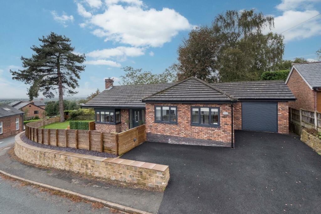 3 bedroom detached bungalow for sale in Old Coach Road, Kelsall, CW6