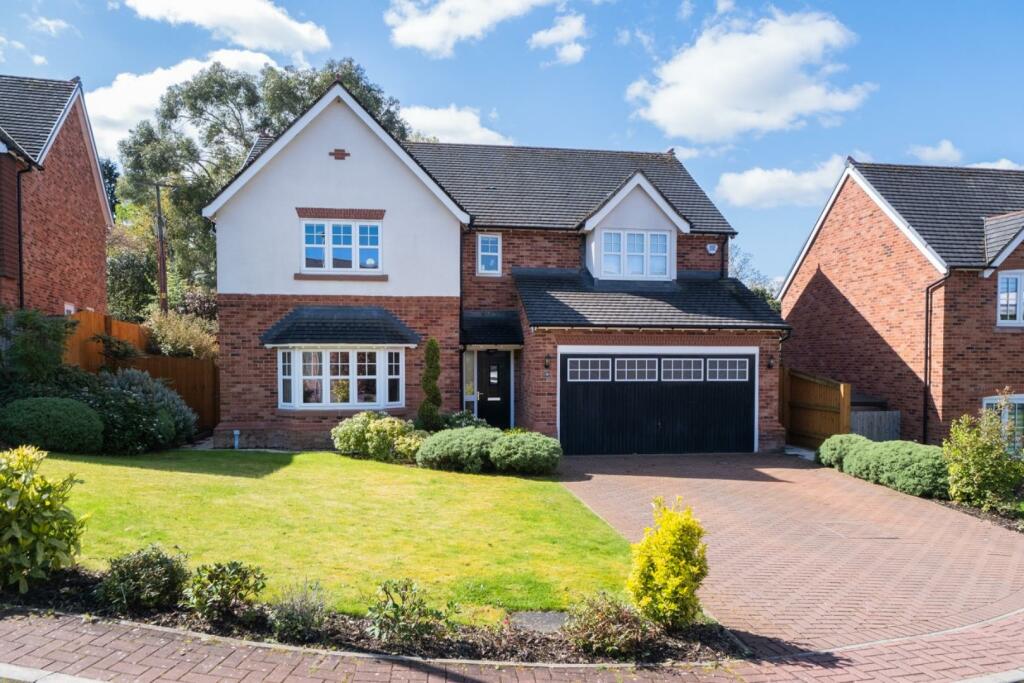 5 bedroom detached house for sale in The Paddocks, Kelsall, CW6