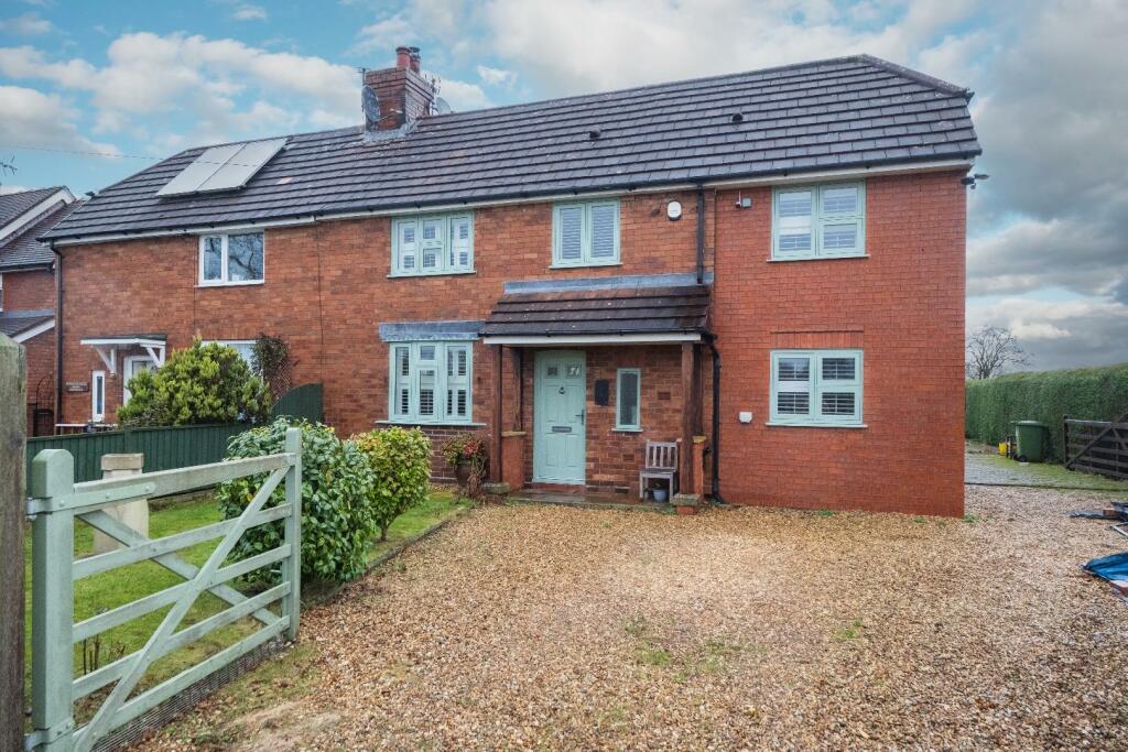 3 bedroom semidetached house for sale in Longstone Lane, Little