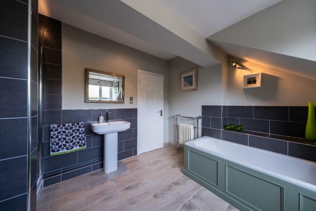 Additional property image - Back Lane, Spurstow