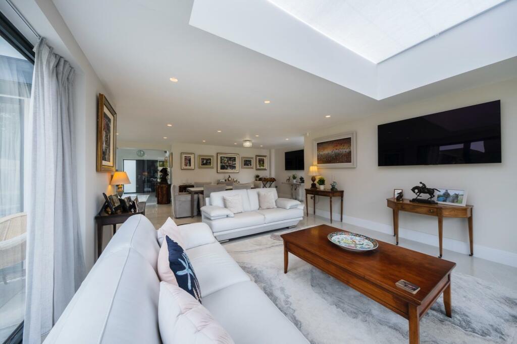 Additional property image - An outstanding and individually designed detached family home in Hartford
