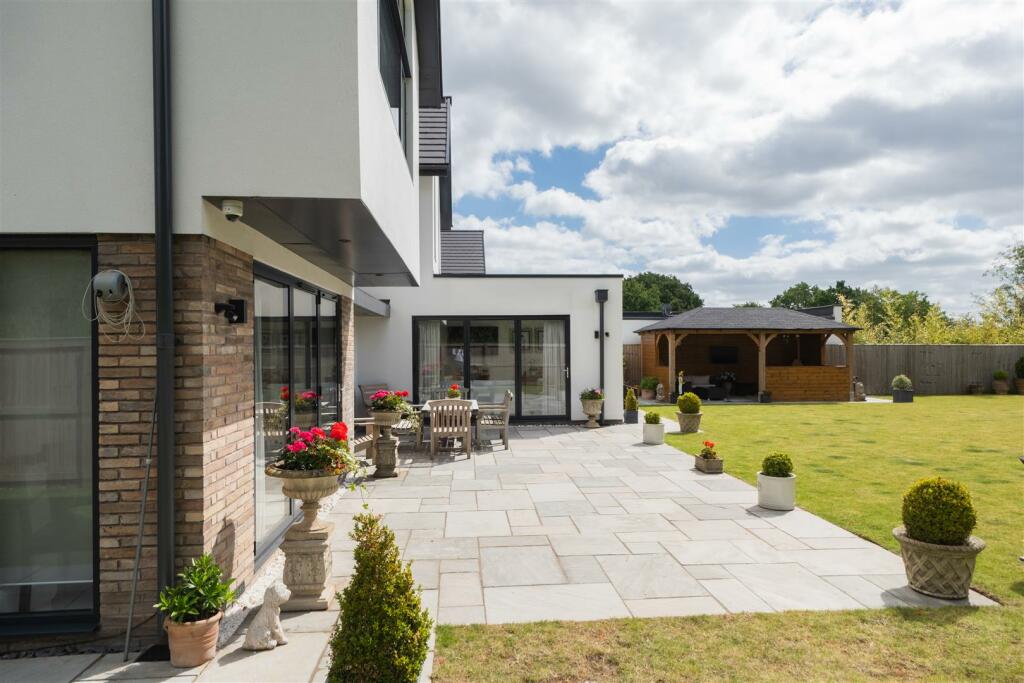 Additional property image - An outstanding and individually designed detached family home in Hartford