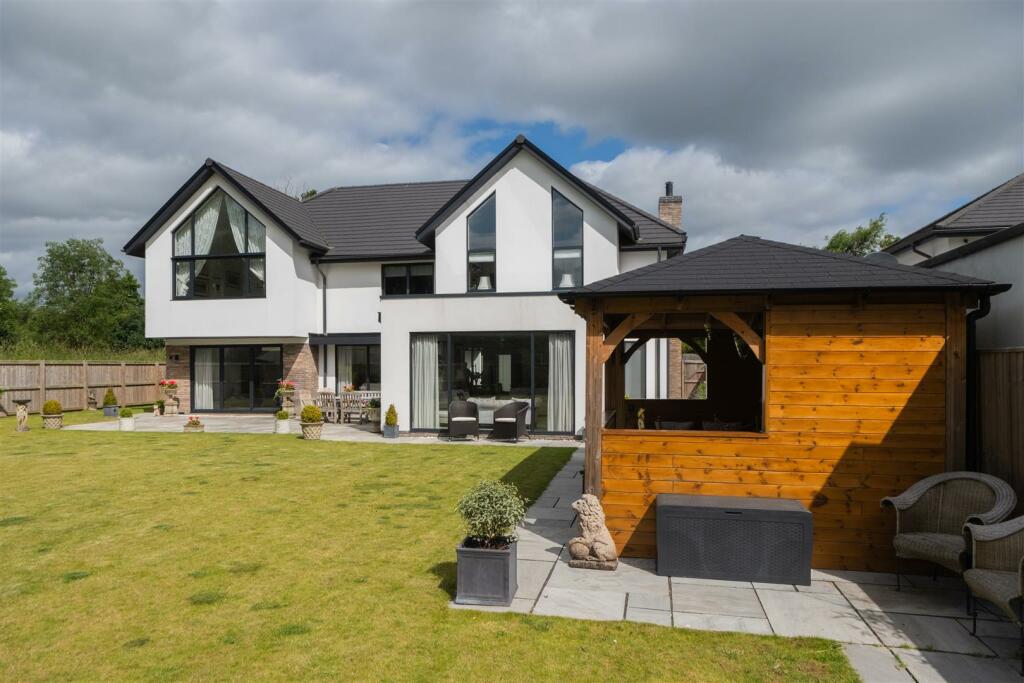 Additional property image - An outstanding and individually designed detached family home in Hartford