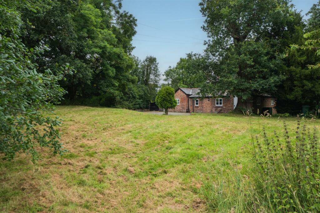 Additional property image - Whitchurch Road, Beeston