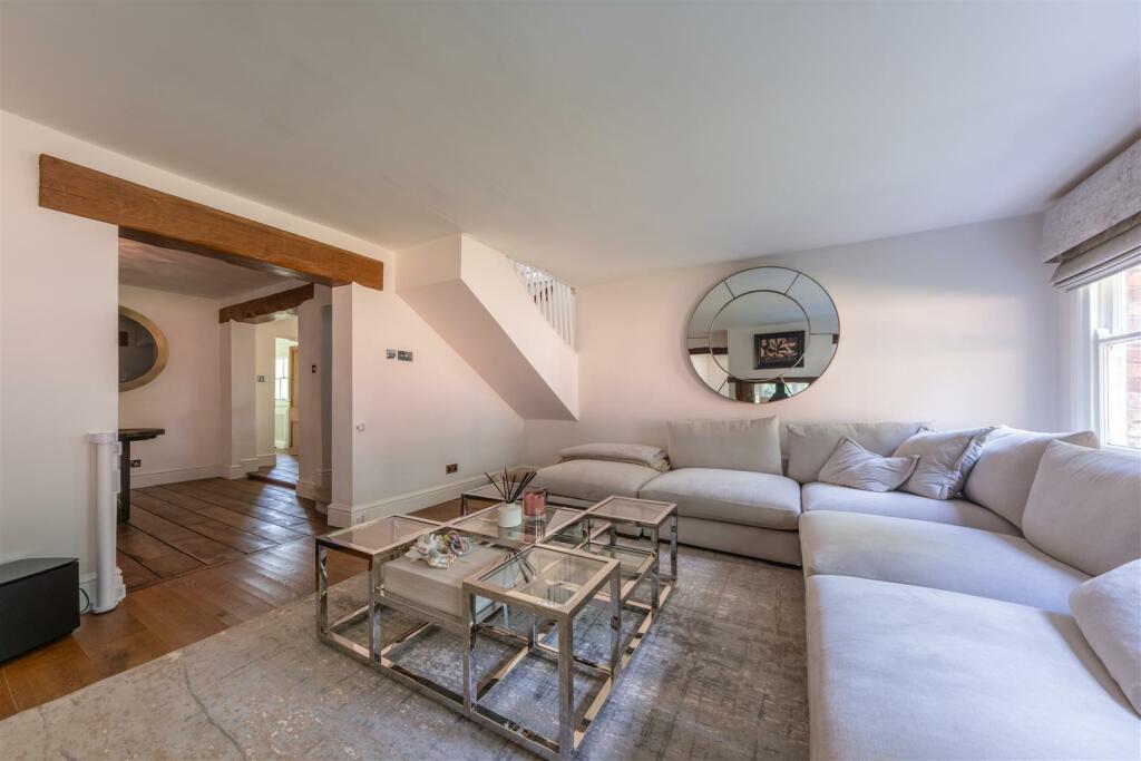 Additional property image - An immaculately presented and updated detached family home in Sandiway