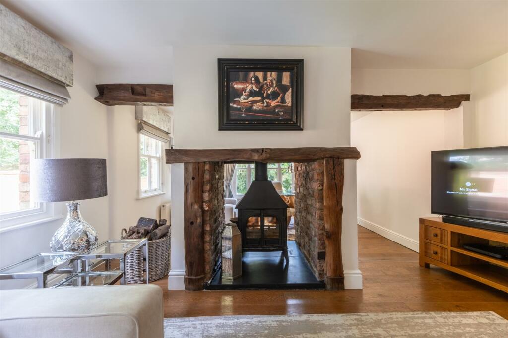 Additional property image - An immaculately presented and updated detached family home in Sandiway