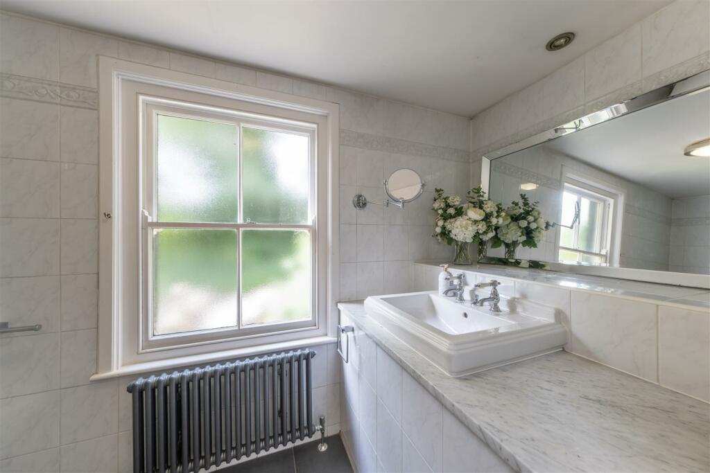 Additional property image - An immaculately presented and updated detached family home in Sandiway