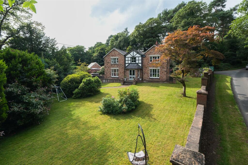 Additional property image - An immaculately presented and updated detached family home in Sandiway
