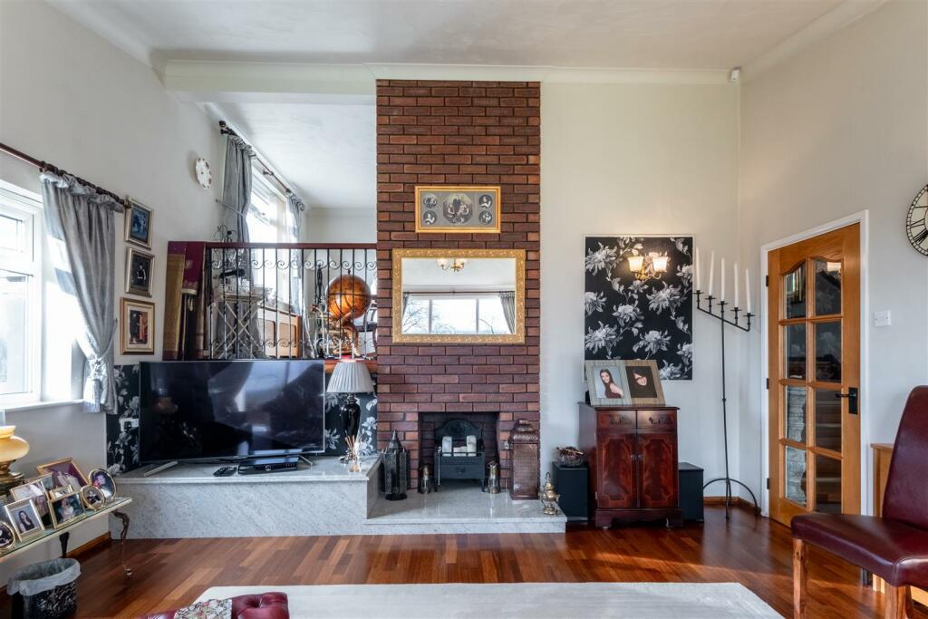 Additional property image - Torr Rise, Tarporley