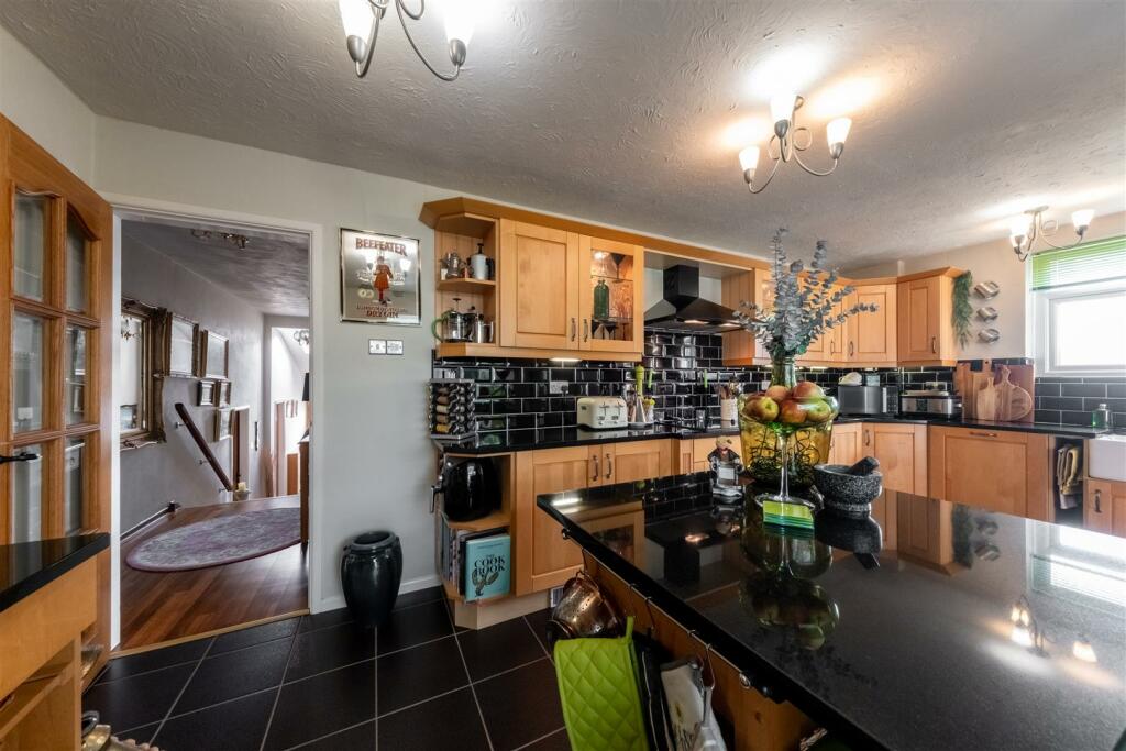Additional property image - Torr Rise, Tarporley