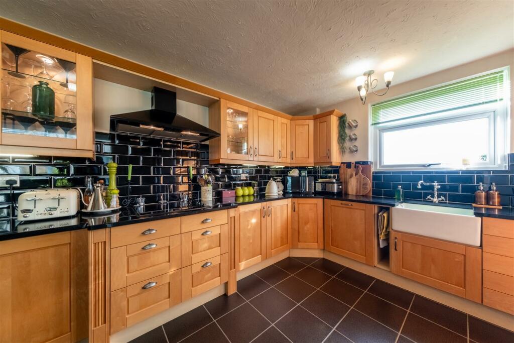 Additional property image - Torr Rise, Tarporley
