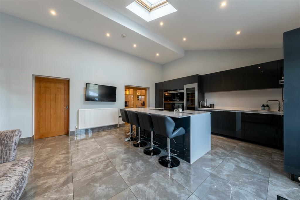 Additional property image - Cholmondeston Road, Calveley