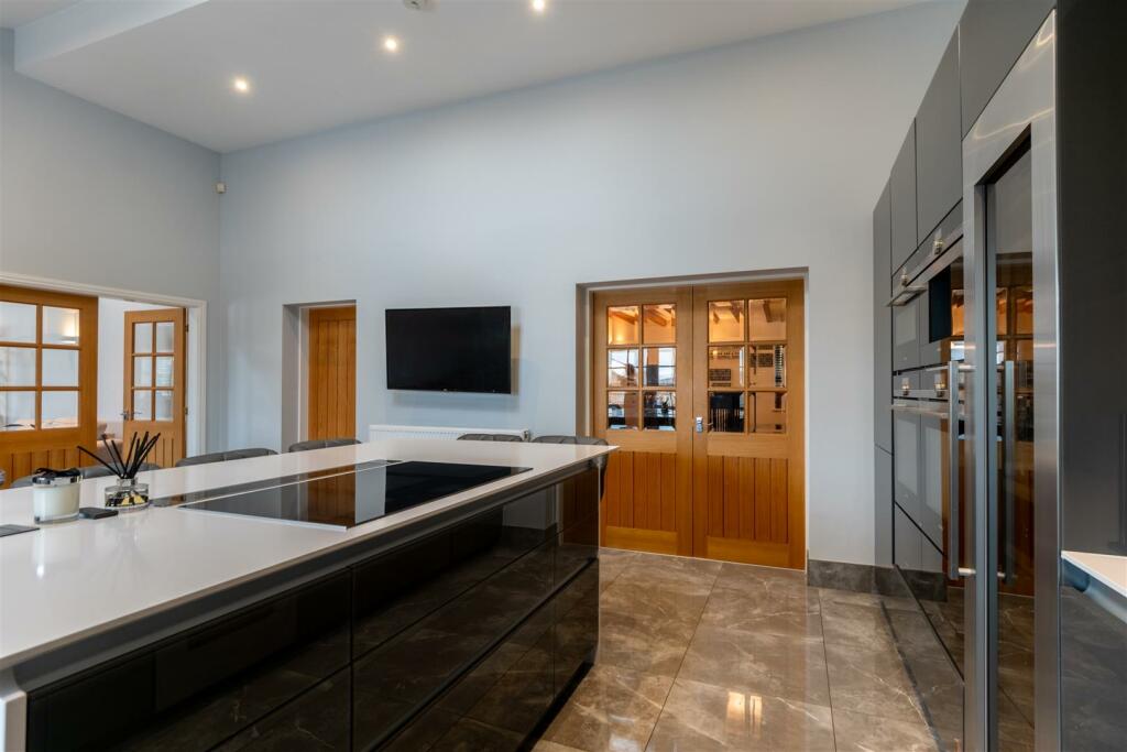 Additional property image - Cholmondeston Road, Calveley