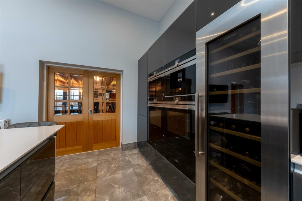 Additional property image - Cholmondeston Road, Calveley