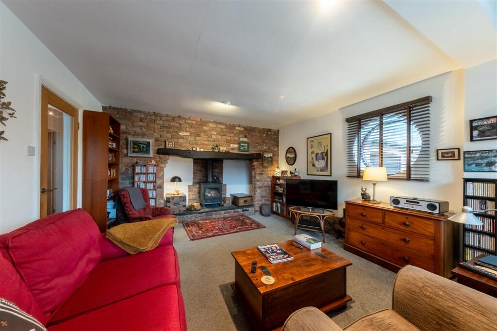 Additional property image - Hallowsgate Court, Kelsall