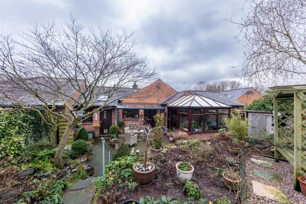 Additional property image - Hallowsgate Court, Kelsall