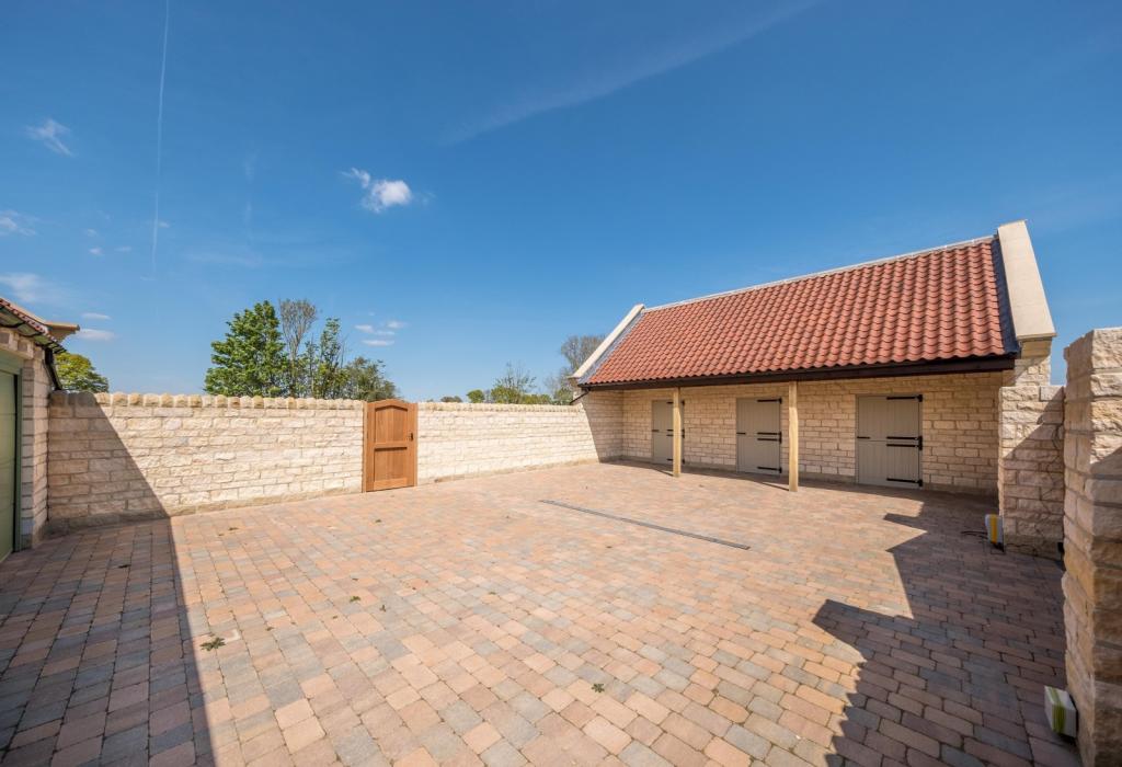 6 bedroom house for sale in 6 bedroom House New Build in Wombleton, YO62