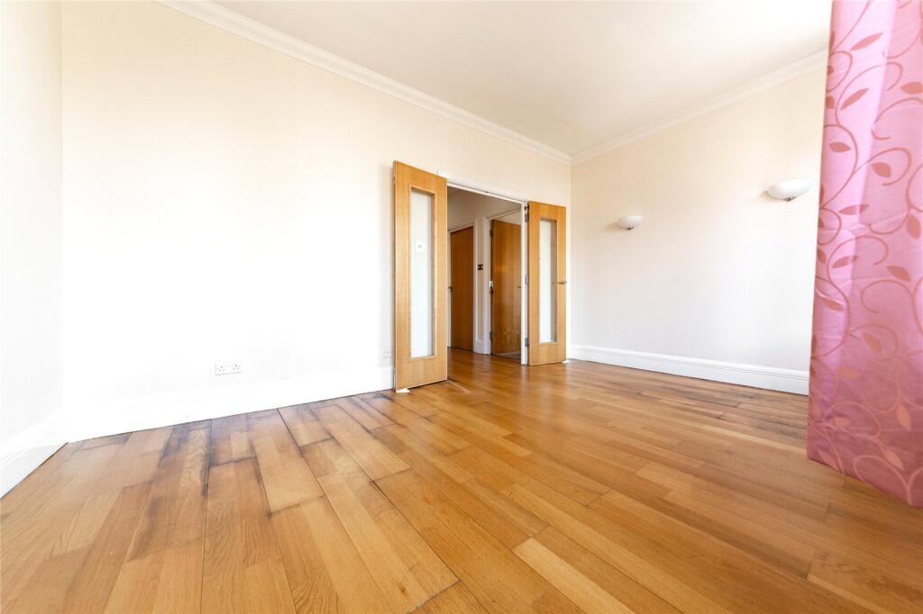 Main image of property: Whitehouse Apartments, 9 Belvedere Road, London, SE1