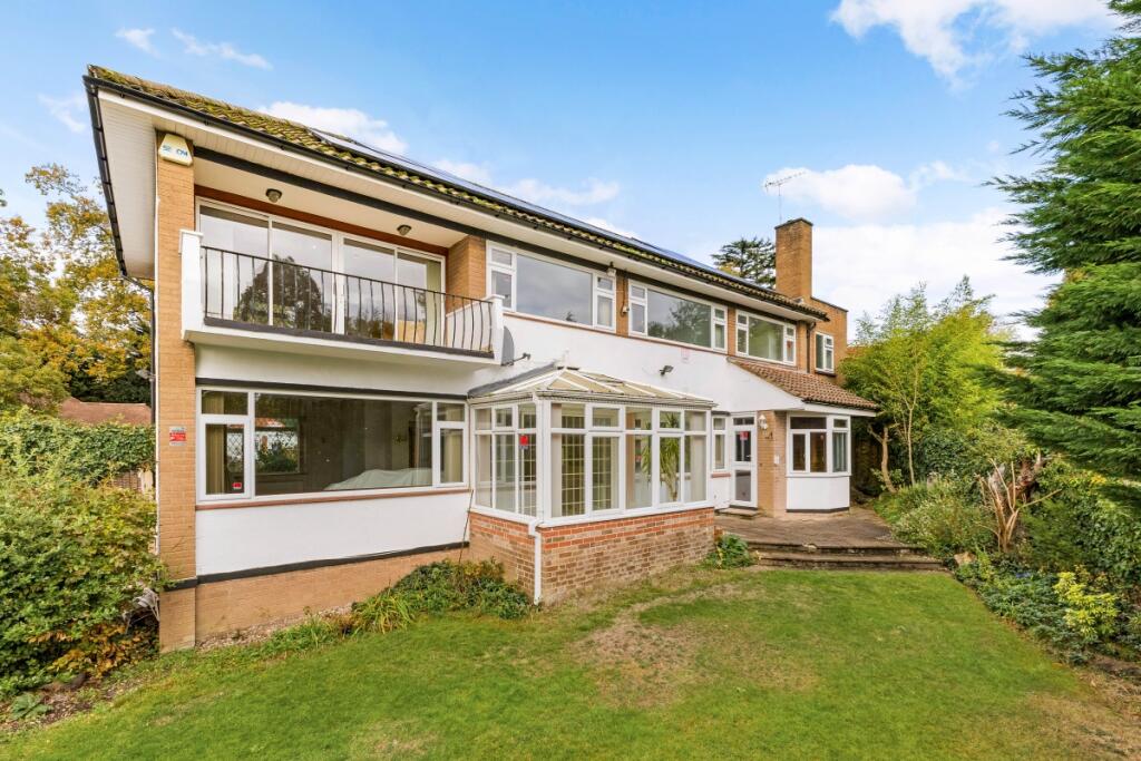 Main image of property: Fallowfield Stanmore HA7