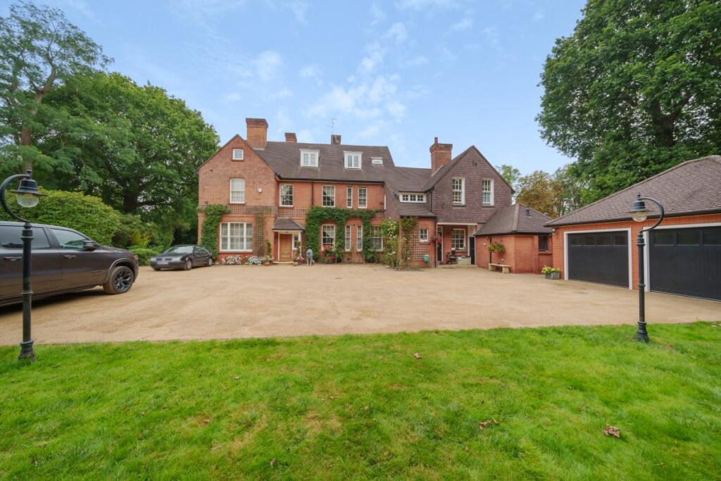 Main image of property: Mount Park Road Harrow On The Hill HA1