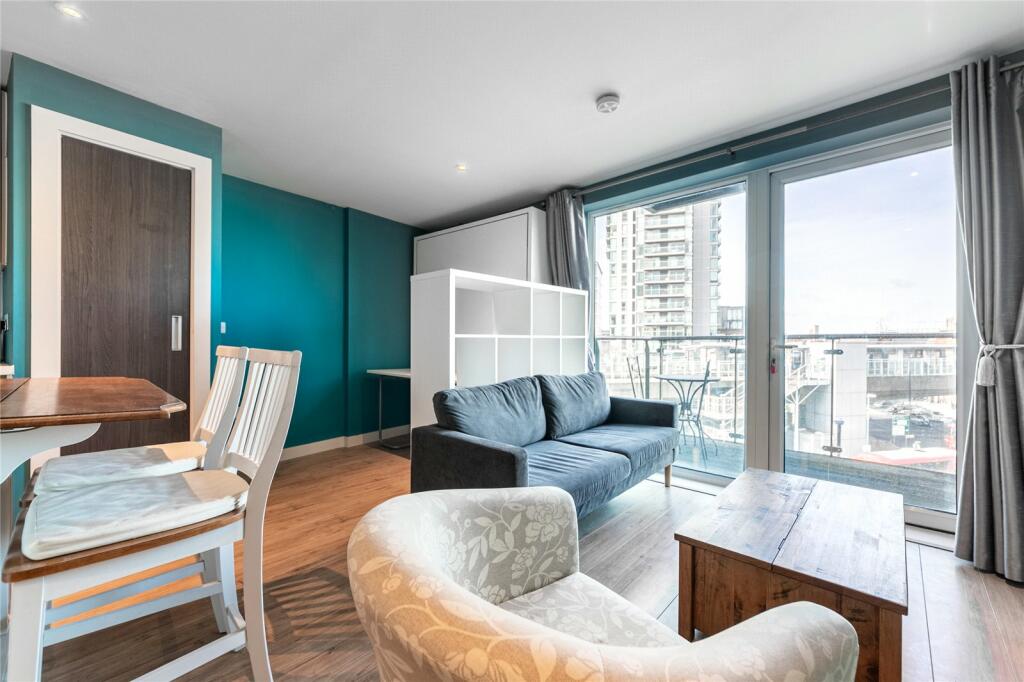Studio apartment for rent in Deals Gateway, London, SE10