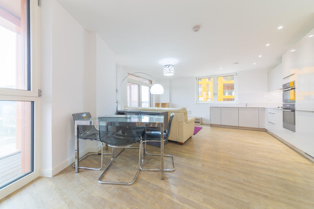 Main image of property: Ossel Court, 13 Telegraph Avenue, London, SE10