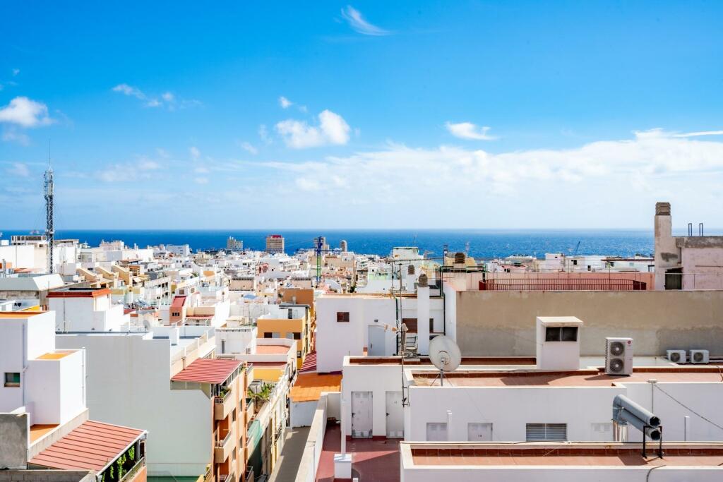 Main image of property: Canary Islands, Tenerife, Santa Cruz de Tenerife