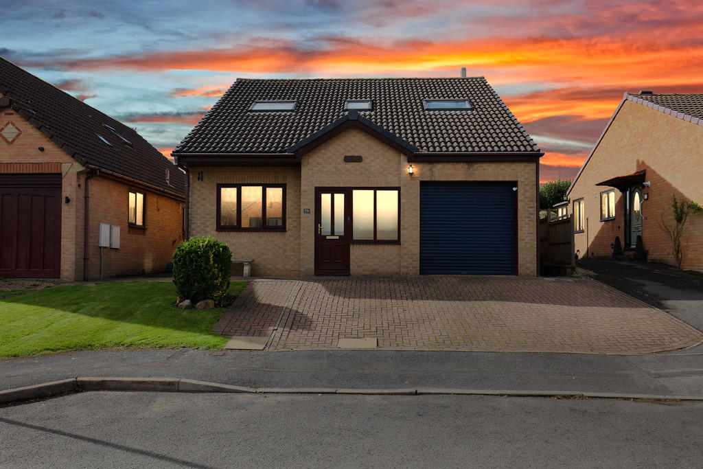 3 bedroom detached house for sale in Ennerdale Close, Dronfield Woodhouse, S18