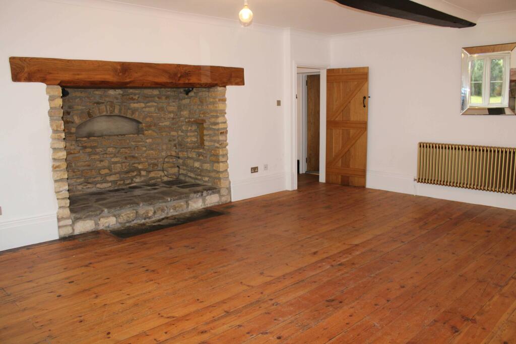 Additional property image - Tintinhull, Somerset