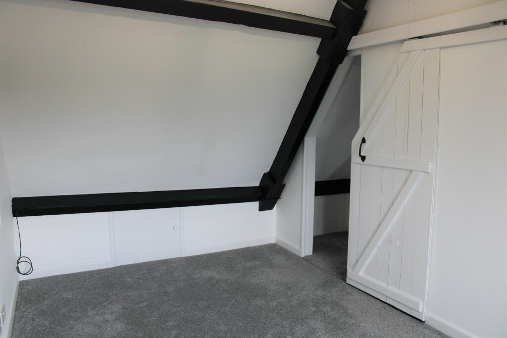 Additional property image - Tintinhull, Somerset