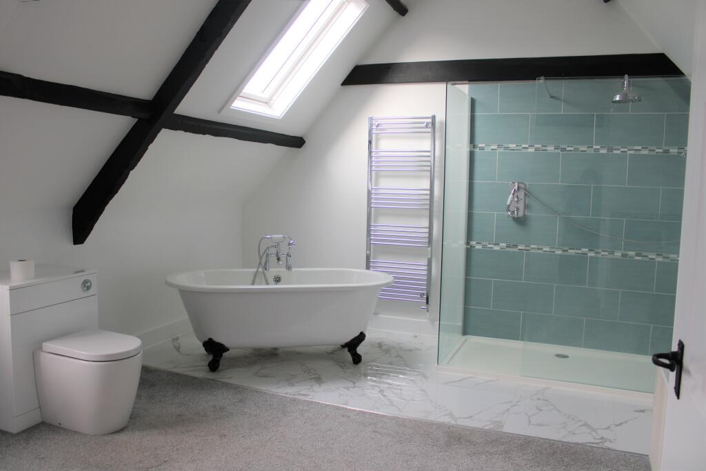 Additional property image - Tintinhull, Somerset