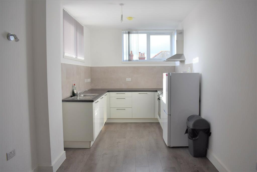 Additional property image - Central Yeovil, Somerset