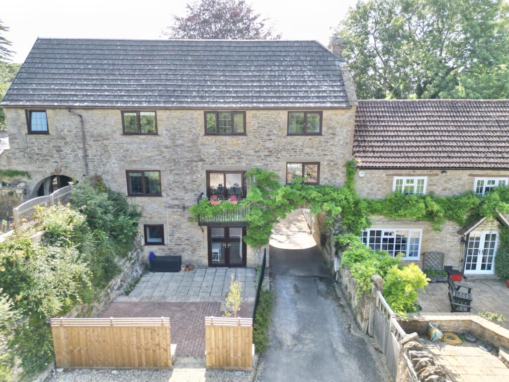Main image of property: Holywell, East Coker