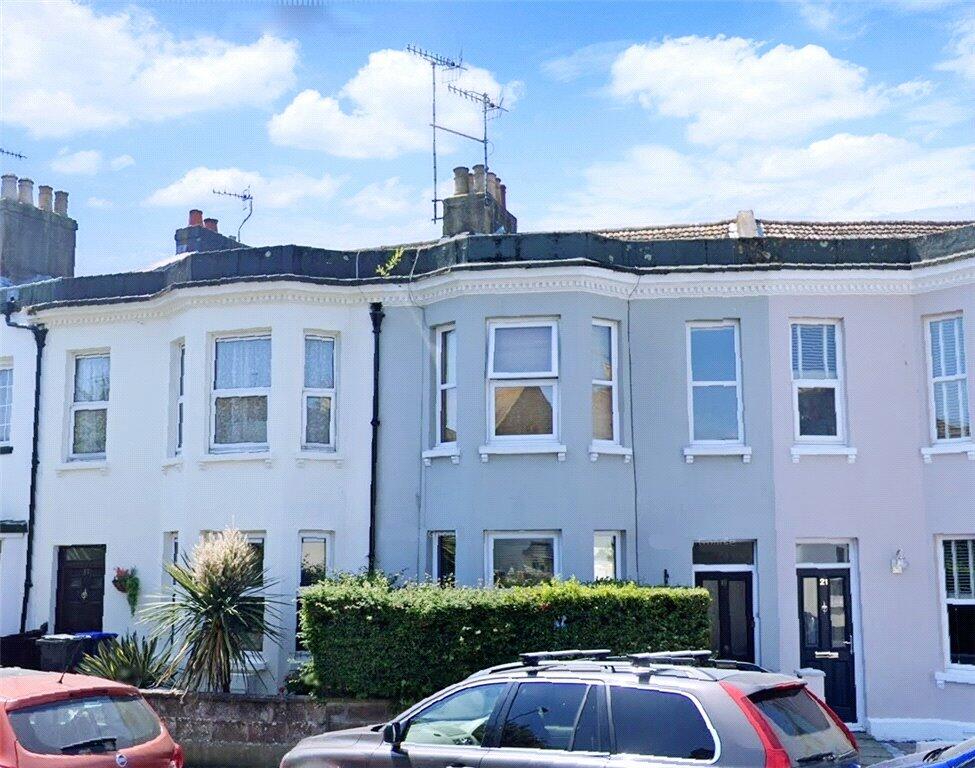 3 bedroom terraced house for sale in Cobden Road, Worthing, West Sussex