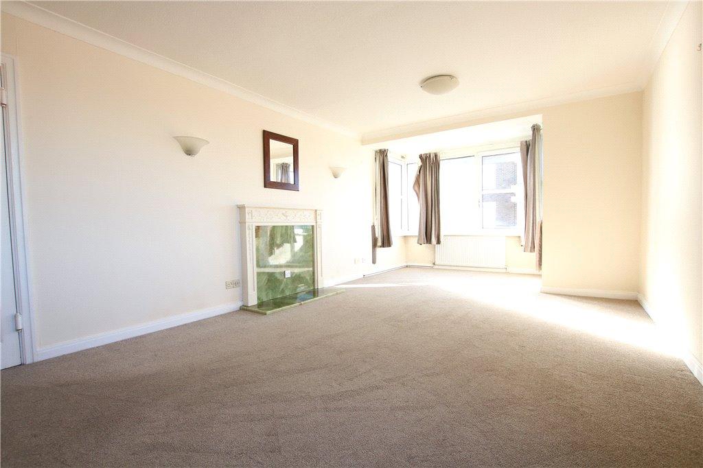 2 bedroom apartment for sale in Seabright, West Parade, Worthing, West