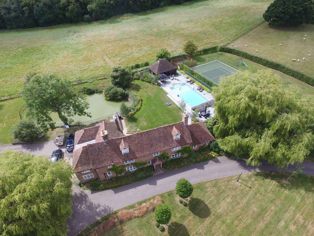 6 bedroom house for rent in Harbourne Lane, High Halden, Ashford, TN26