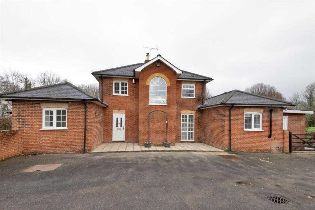 Main image of property: The Street, Cobham