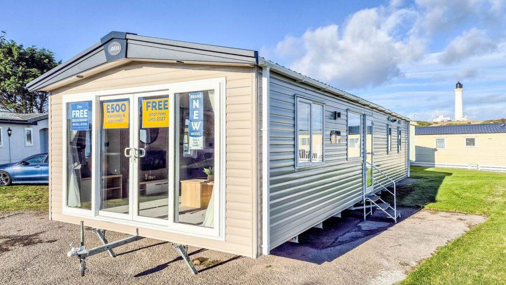 Main image of property: Silver Sands Holiday Park