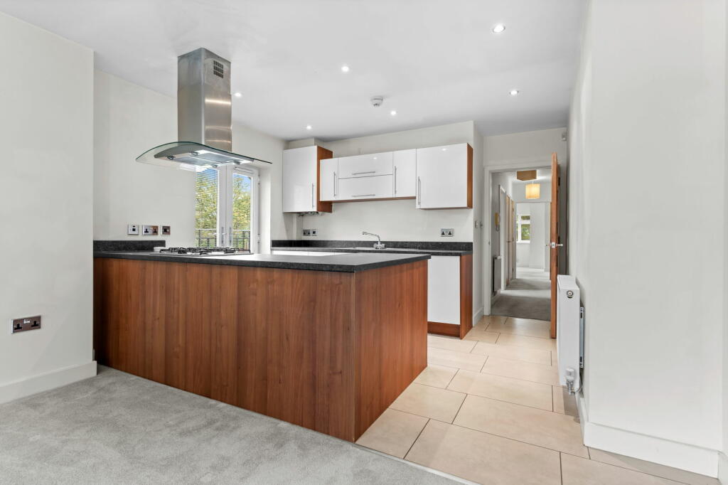 Additional property image - South Parade, Sutton Coldfield, B72 1QY